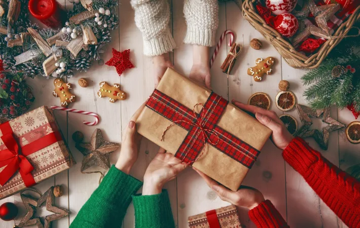 Make This Christmas Special with Memorable Gifts in Virginia
