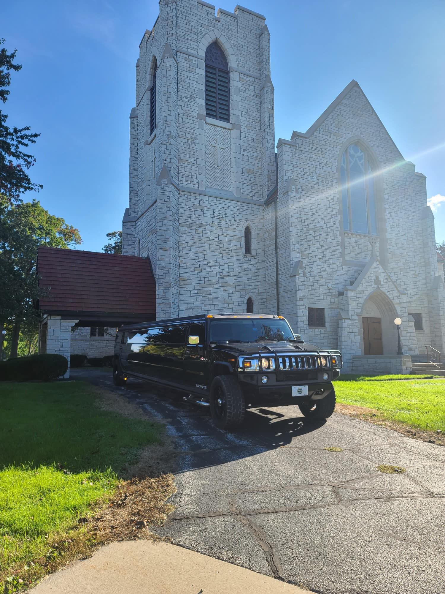 Make Your Wedding Day Unforgettable with a Limousine Rental in Dyer, IN