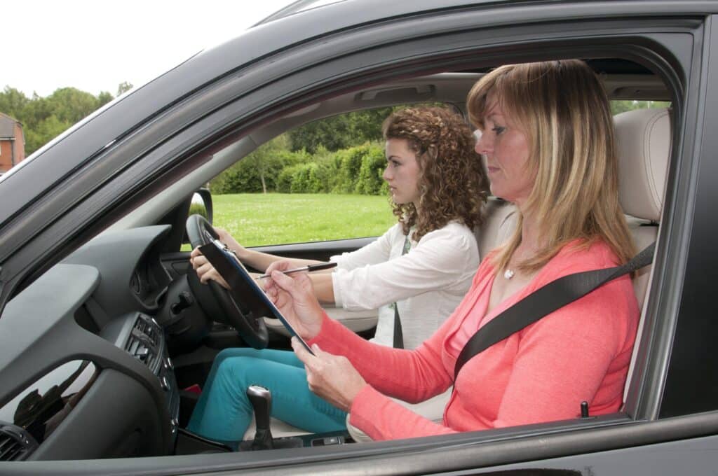 Female Driving Lessons in Birmingham: Empowering Women to Drive with Confidence