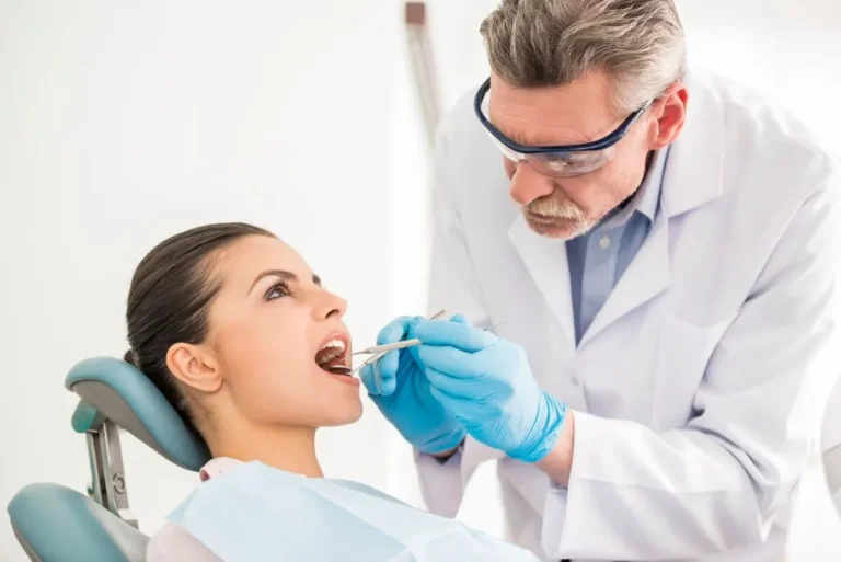 Top 5 Dental Emergencies and When to See a Dentist Immediately
