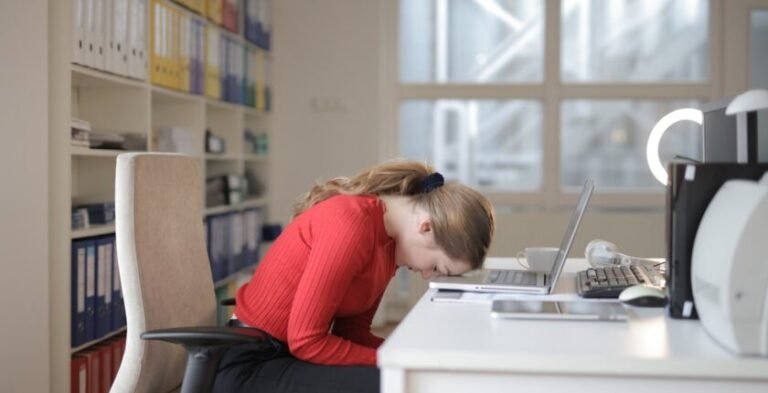What Nobody Tells You About Becoming an Executive Assistant